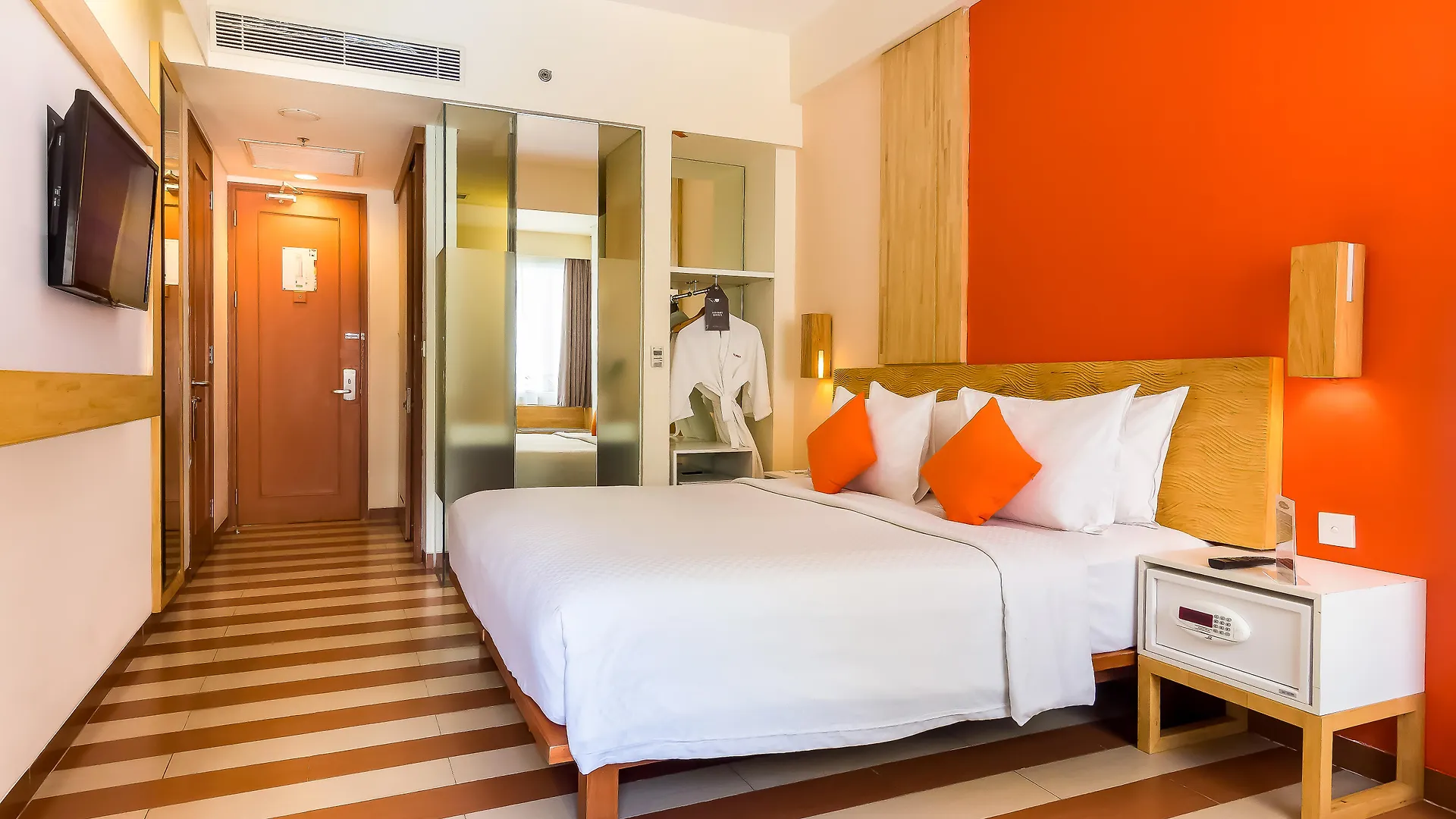 The One Legian Hotel 4*, Legian (Bali)